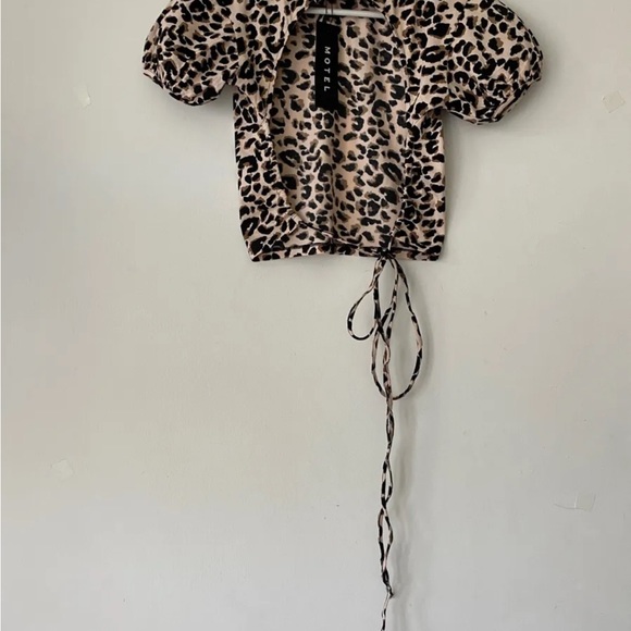 MOTEL Tasya Backless Crop Top Pink Panther Size S 10 - Picture 3 of 3
